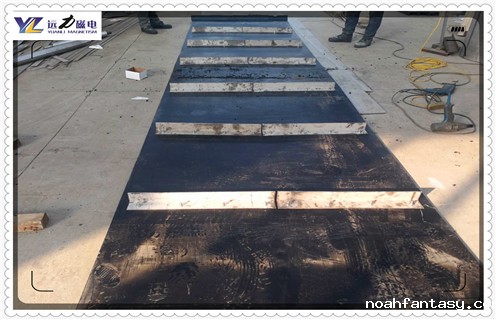 斜皮带上装除铁器