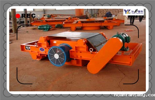 福建RCDA-12风冷式悬挂电磁除铁器