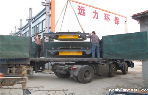 永磁自卸式除铁器，藁城永磁自卸式除铁器价格_技术参数_藁城永磁自卸式除铁器价格磁块安装方式_如何换带 